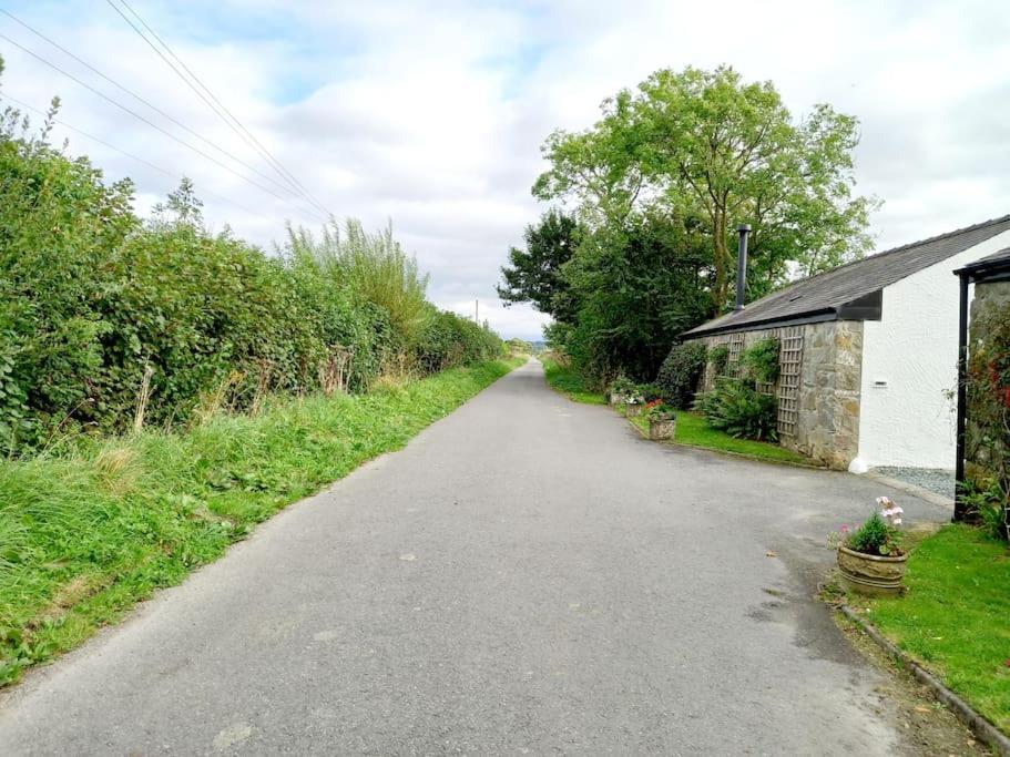 Rhos Y Bel Cottage Angelsey Llangadwaladr  Buitenkant foto
