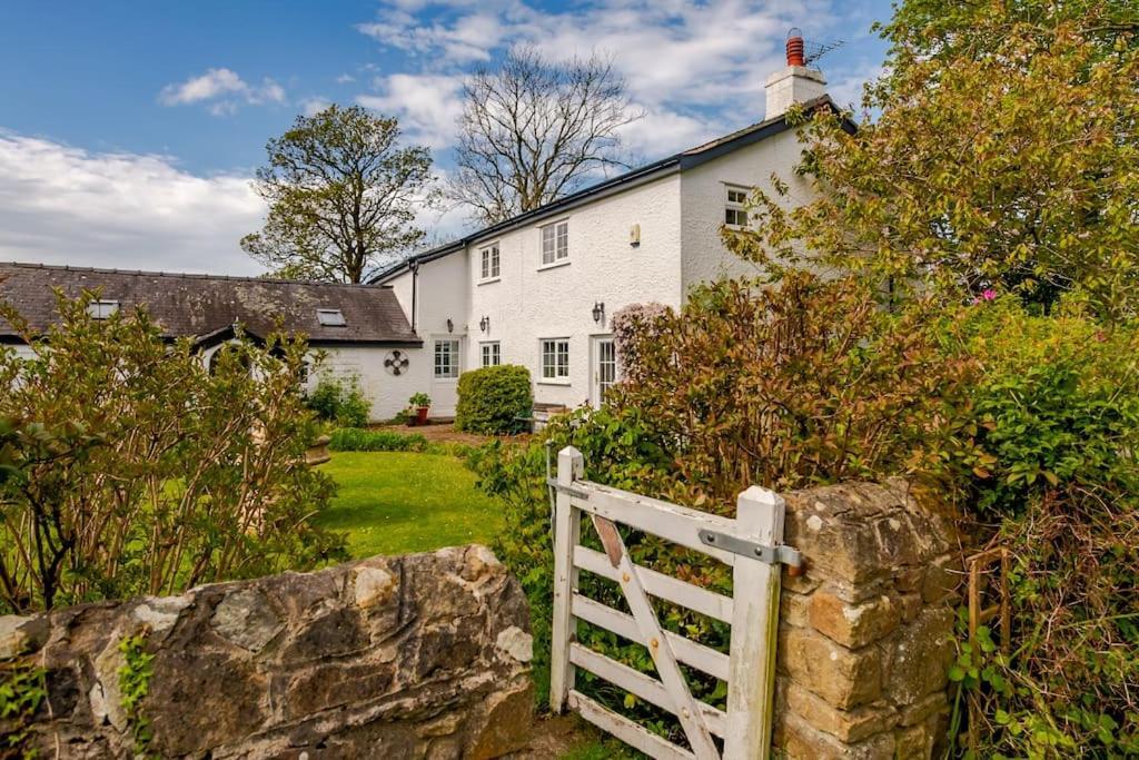 Rhos Y Bel Cottage Angelsey Llangadwaladr  Buitenkant foto