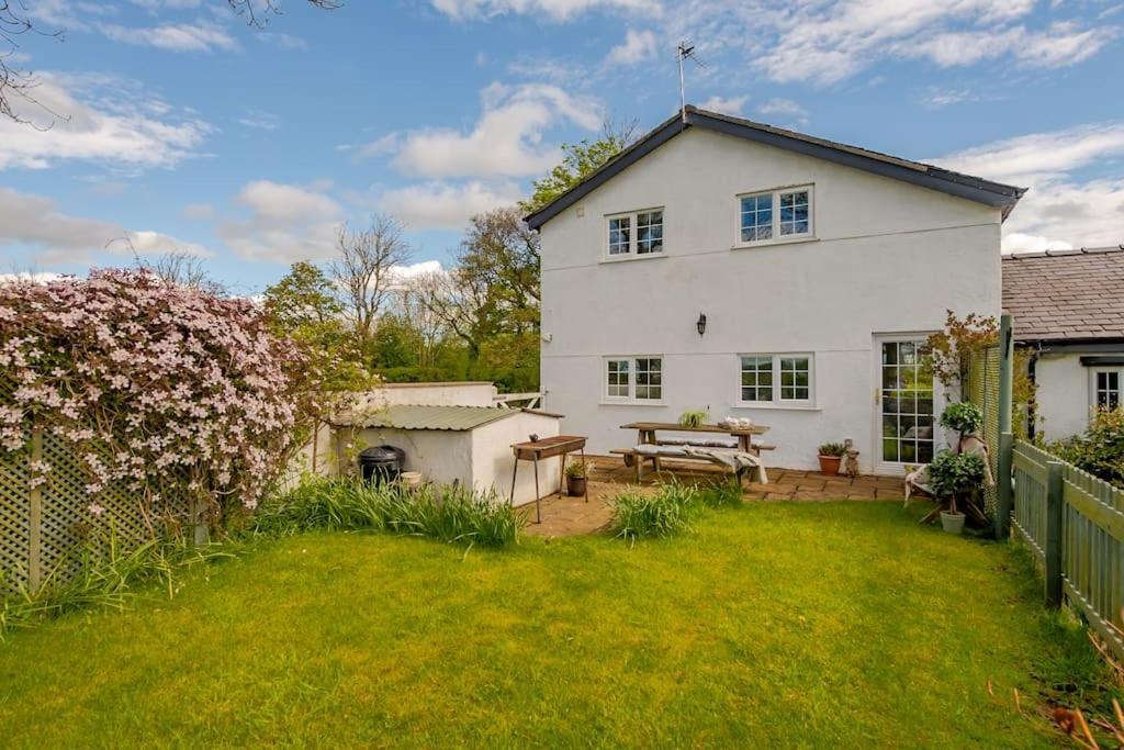 Rhos Y Bel Cottage Angelsey Llangadwaladr  Buitenkant foto
